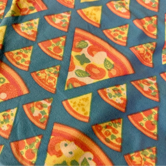 LuLaRoe Pizza Leggings (One-Size) - Picture 2 of 5